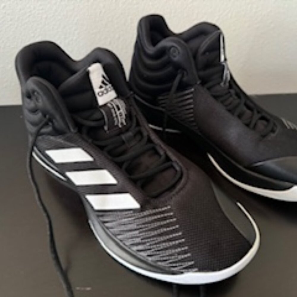 ADIDAS MEN'S BASKETBALL SHOES MID TOP CLOUD FOAM
